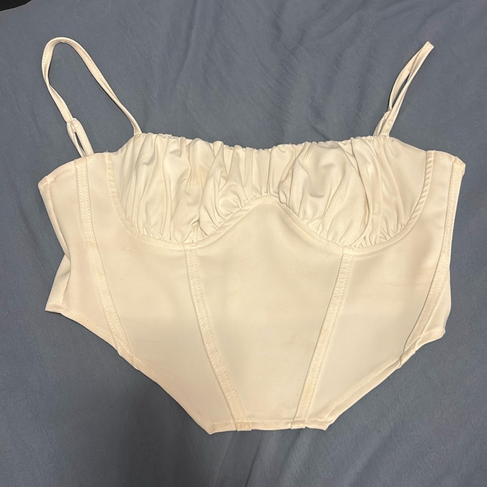 Pitaya boutique white tank